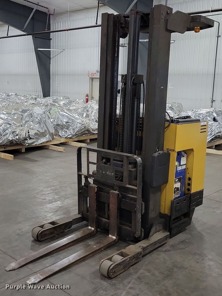 Caterpillar NRR40 reach truck - DX7086