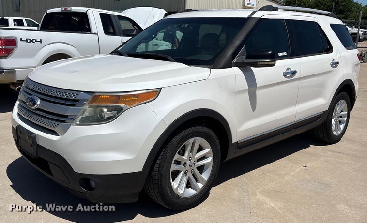 2012 Ford Explorer XLT SUV - DY0645