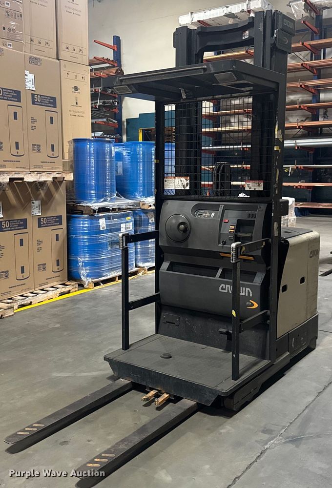 Crown SP 3500 order picker - EC3682