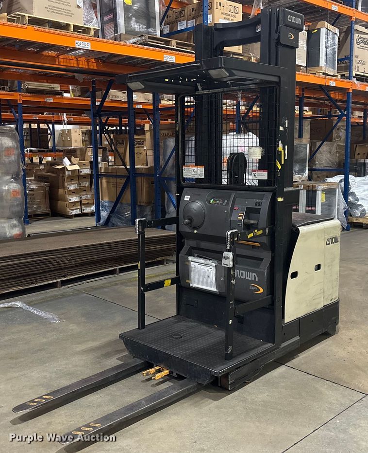 2016 Crown SP3520-30 order picker - EC3689