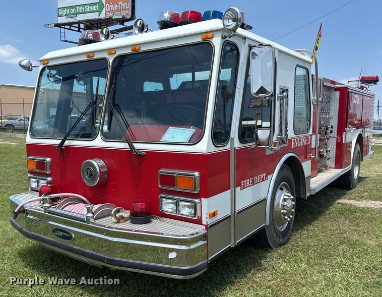 1986 Federal Motors Inc pumper fire truck - EG8084