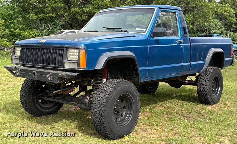 1988 Jeep Comanche pickup truck - EJ4492