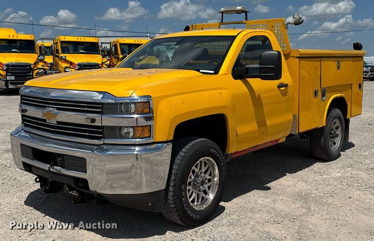 2016 Chevrolet Silverado 3500HD utility bed pickup truck - EJ4799