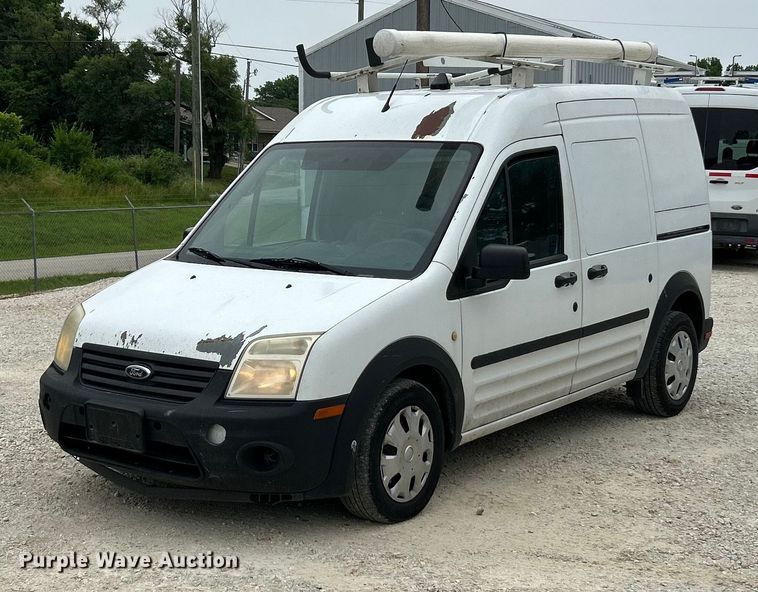 2013 Ford Transit Connect van - EK8228