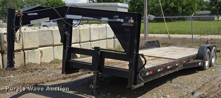 2008 Doolittle gooseneck tilt deck equipment trailer - EM7433