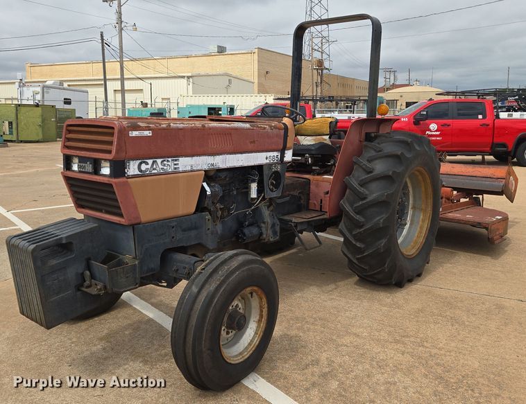 1985 Case IH 685 tractor - EN8105