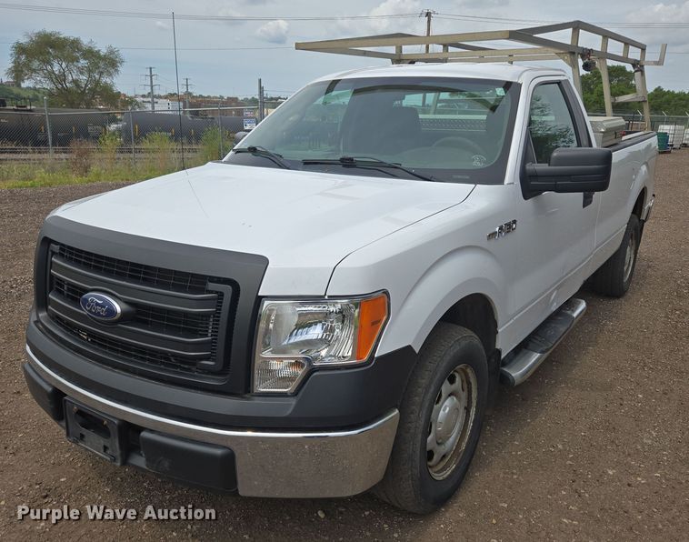2014 Ford F150 pickup truck - ER5289