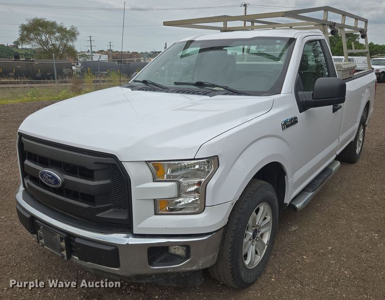 2017 Ford F150 XL pickup truck - ER5290