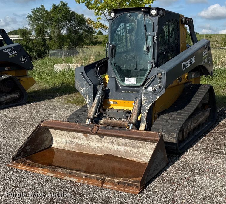 2017 John Deere 333G tracked skid steer loader - DR2805