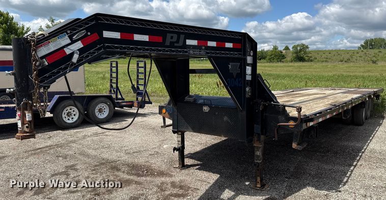 2016 PJ equipment trailer - DR2813