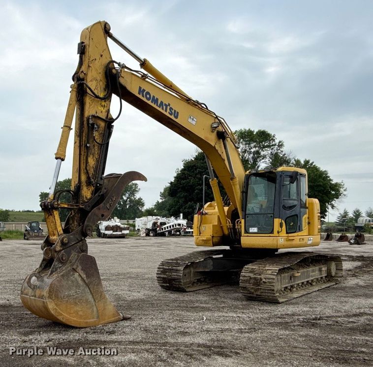 2011 Komatsu PC228USLC-8 excavator - DS4361