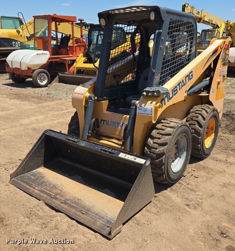 2017 Mustang 1650R skid steer loader - DT4927