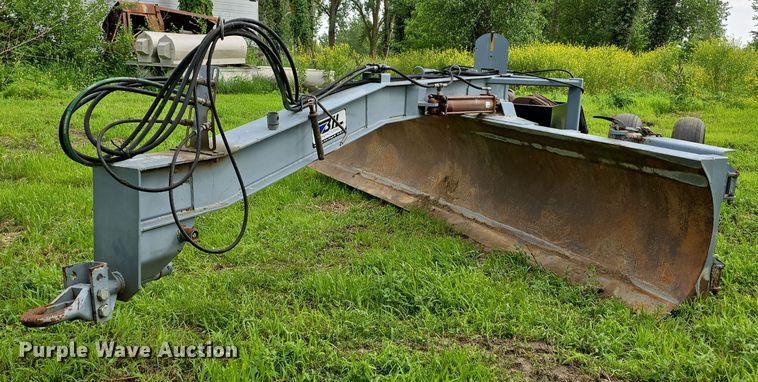 B.I.L Manufacturing grader - DT6919