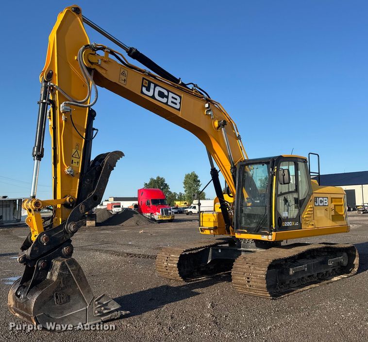2023 JCB 220XLC excavator - DV4212
