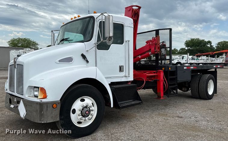 1997 Kenworth crane truck with dump bed - DY0051
