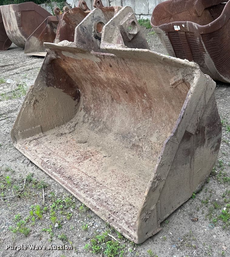 78" W excavator bucket - EB2652