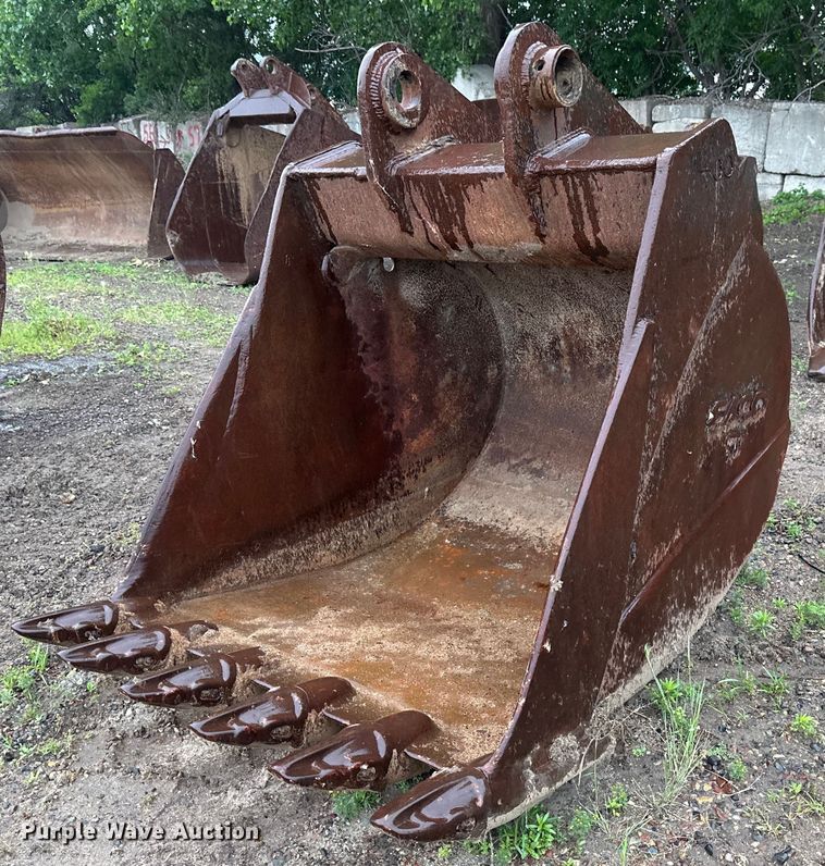55" W Esco excavator bucket - EB2655