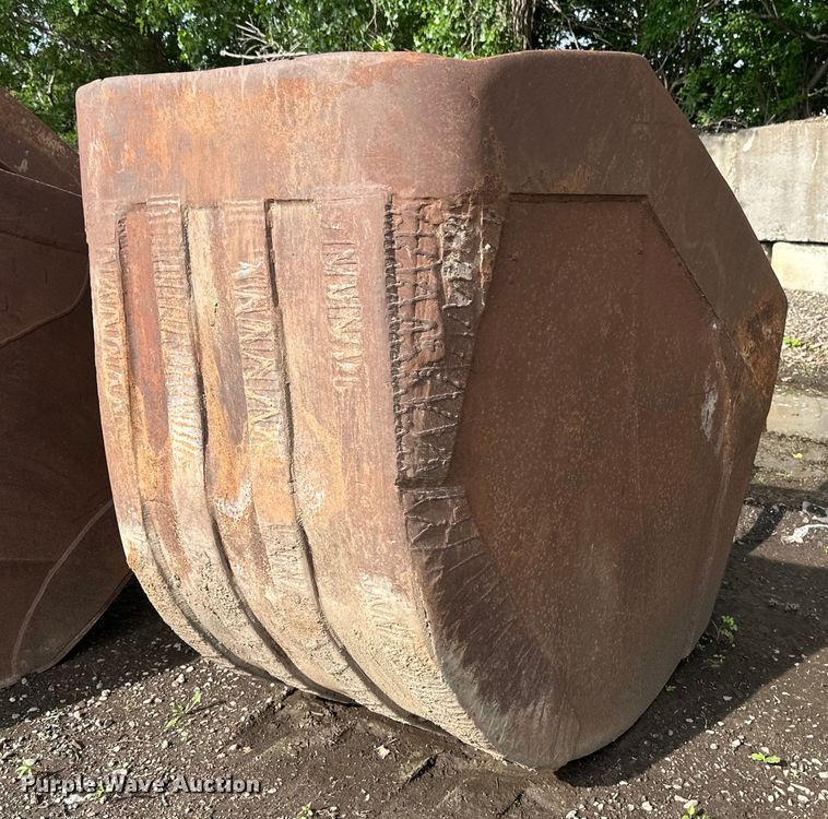 50" W excavator bucket - EB2668