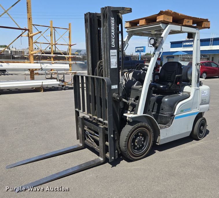 2016 UniCarriers PF50 forklift - EC1054