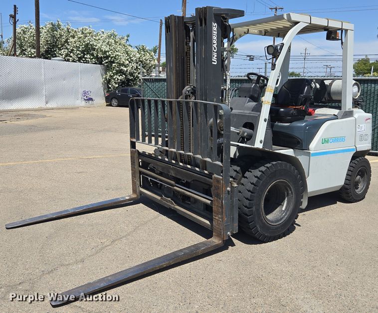2015 Nissan PF80YLP forklift - EC1065