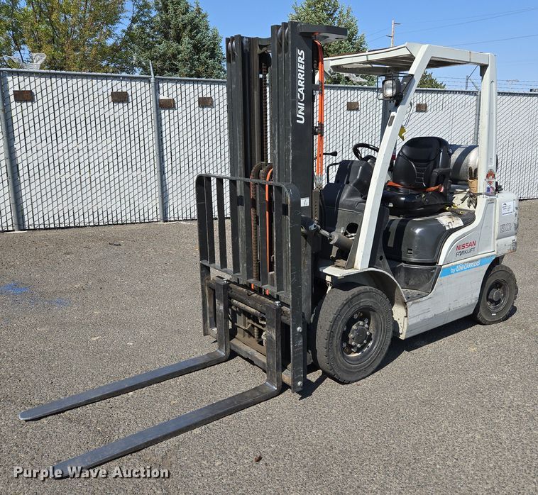 2014 Nissan MP1F2A25LV forklift - EC1070