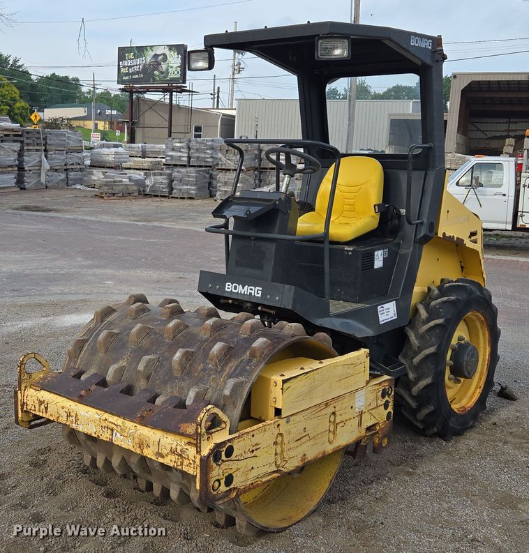 2004 Bomag BW124PDH-3 single drum vibratory roller - EF1533