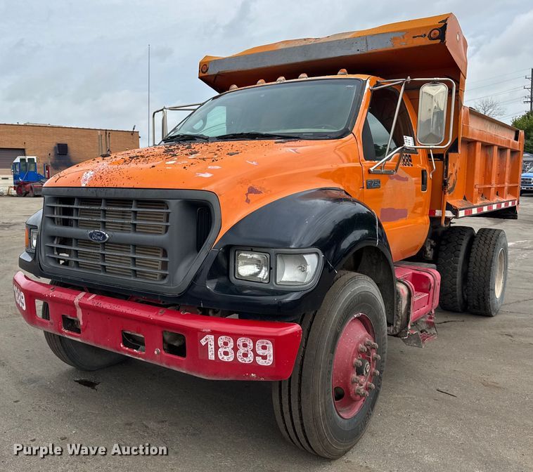2001 Ford F750 Super Duty dump truck - EF2066
