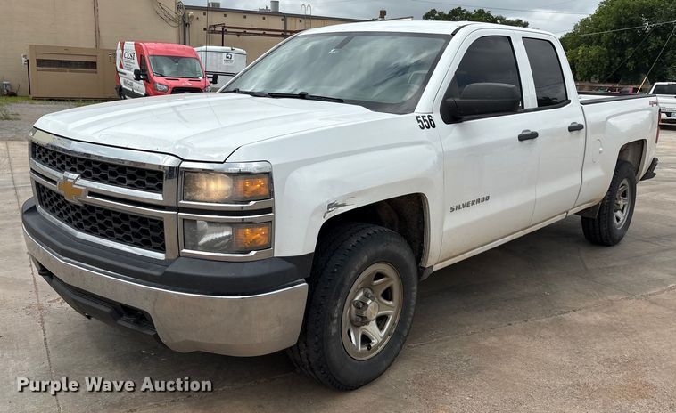 2015 Chevrolet Silverado 1500 Double Cab pickup truck - EL2123