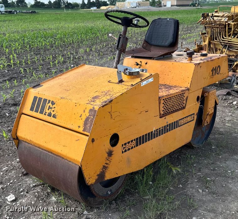 Case 110 double drum roller - EM2045