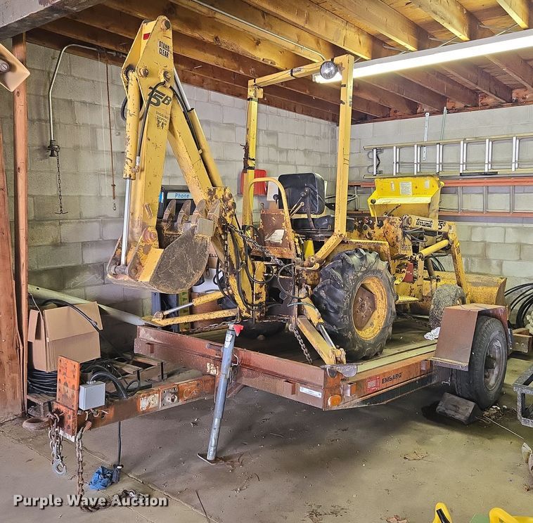 Terramite T5B backhoe - EM6011