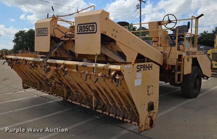 1998 Rosco SPRHH chip spreader - EN8117