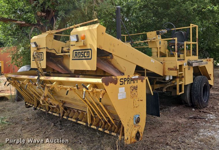 2001 Rosco SPRHH chip spreader - EN8119