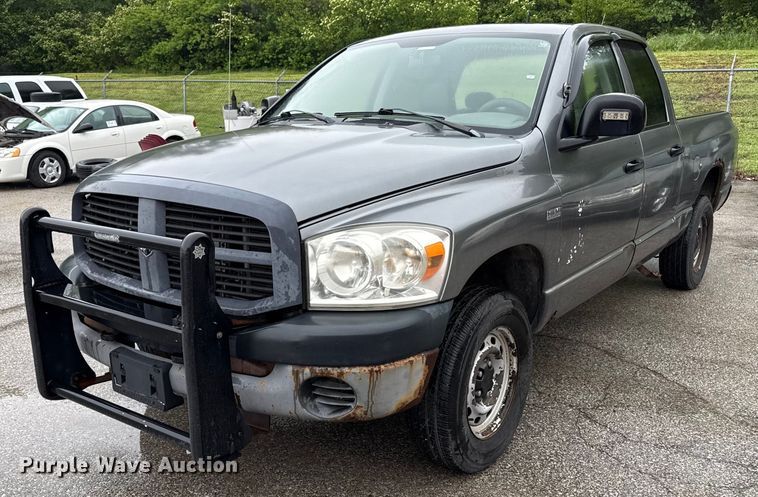 2007 Dodge Ram 1500 Quad Cab pickup truck - DR2781