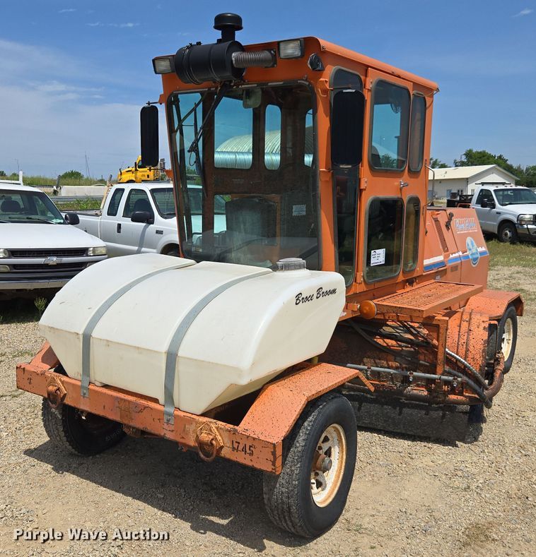 2005 Broce RJ350 broom - DU7838
