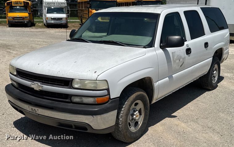 2001 Chevrolet Suburban 1500 SUV - DU9872