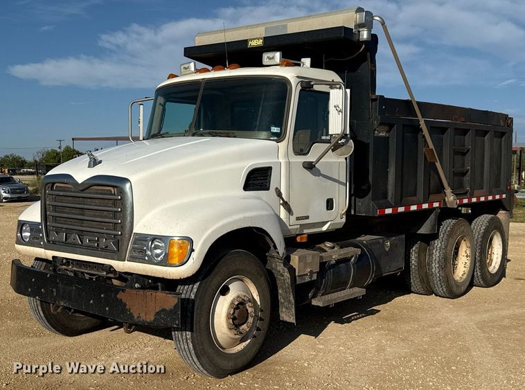 2006 Mack CV713 Granite dump truck - DX5598