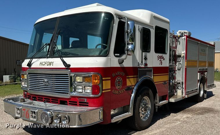 2004 Freightliner  Eagle pumper fire truck - DY0225
