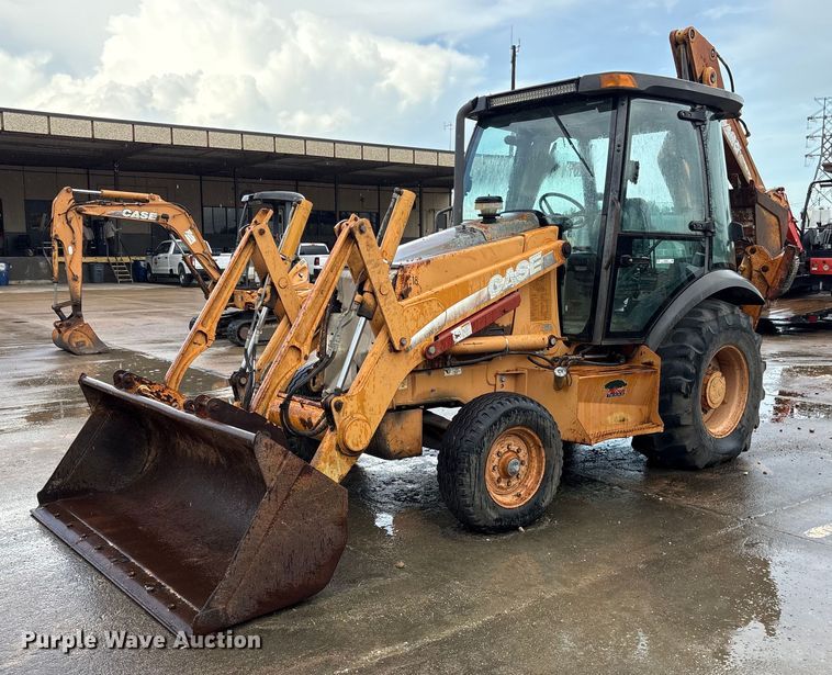 2002 Case 580M backhoe - DY0695