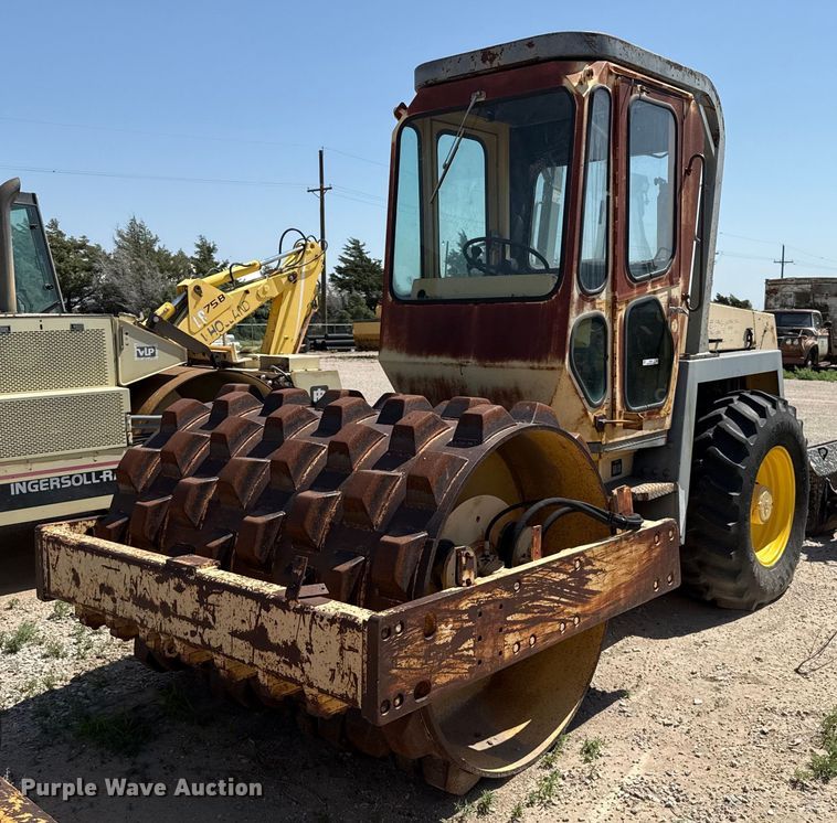 Bomag BW172 PDB-2 single drum vibratory roller - DZ8527