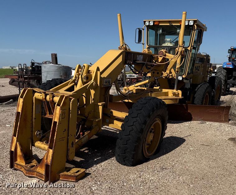 1996 Caterpillar 140H motor grader - DZ8540