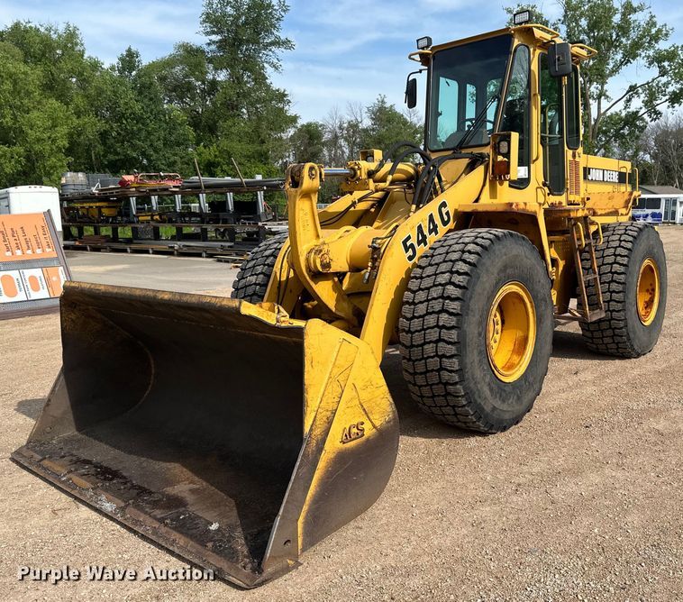 John Deere 544G wheel loader - EB2657