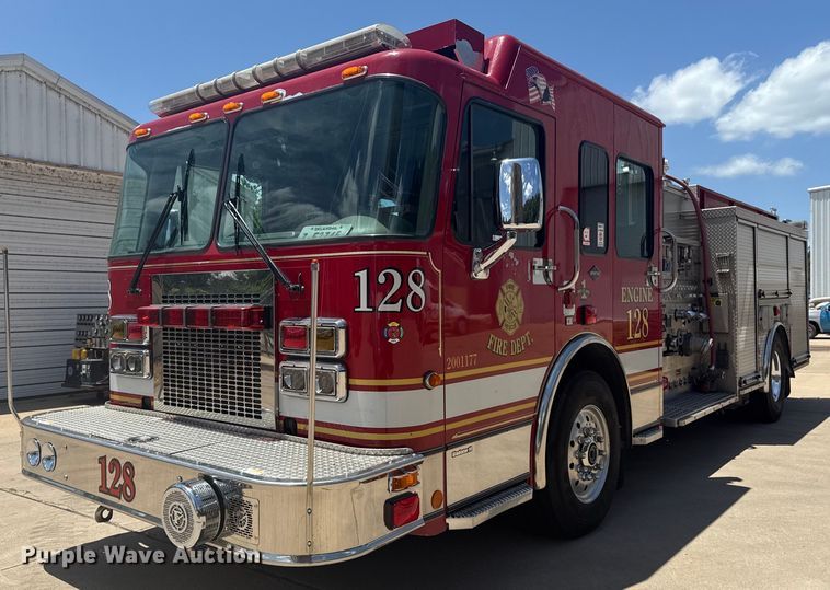 2001 Spartan Gladiator pumper fire truck - EG8127