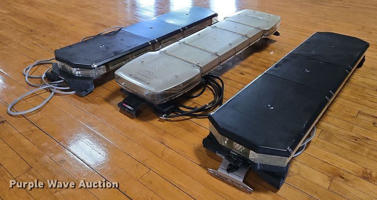 (3) light bar - EJ7588