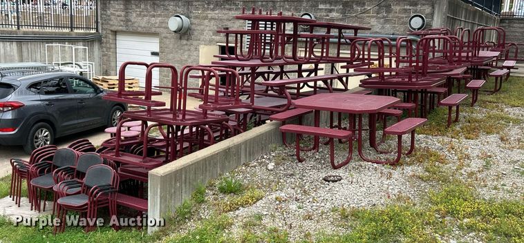 (34) tables - EK8243