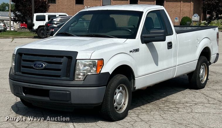 2010 Ford F150 XL pickup truck - EK8251