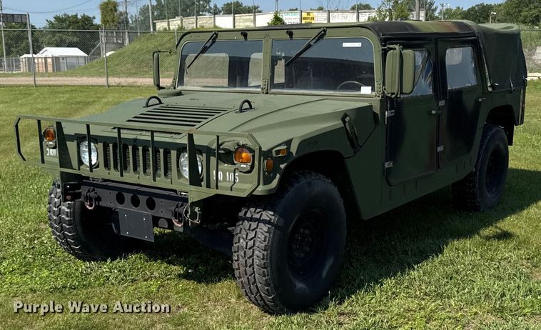 2011 AM General M998 SUV - EM2034