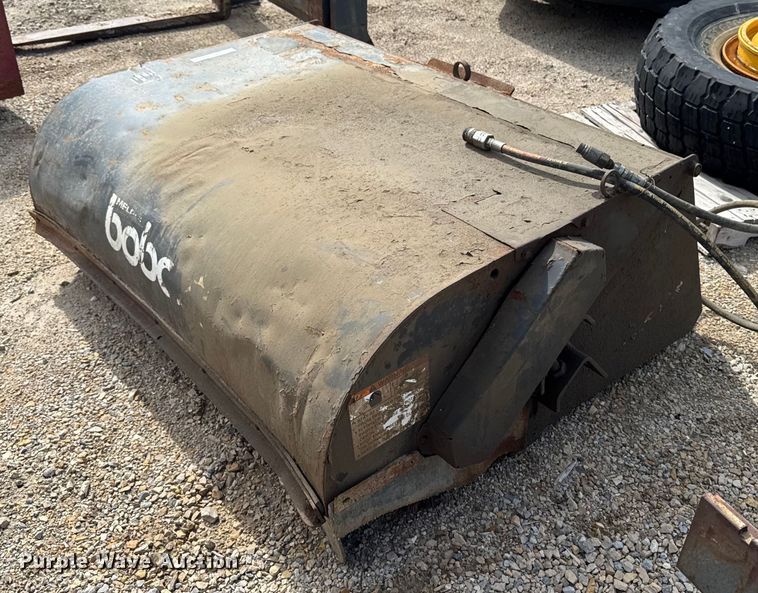 Bobcat skid steer sweeper - EM2066