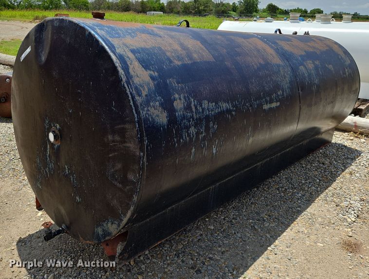 Waste oil tank - EN8145