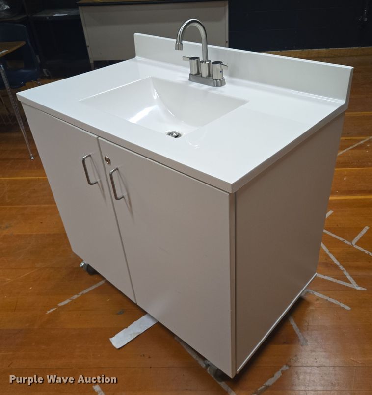 (13) portable Sinks - ER5384