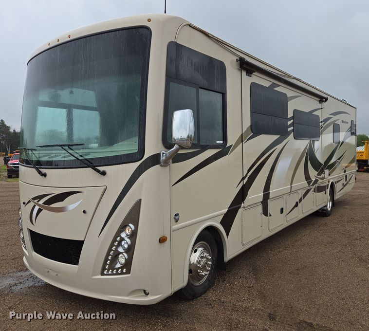 2017 Thor Motor Coach Stripped  RV - ER5429